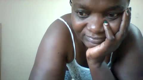 Snapshot of chocobabe002 chatting on 1, 12, 2025 chocobabe002 online show from 1, 12, 2025