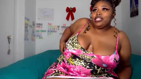 Snapshot of chocolatebunnyxx69 chatting on 25, 1, 2025 Melina online show from 25, 1, 2025