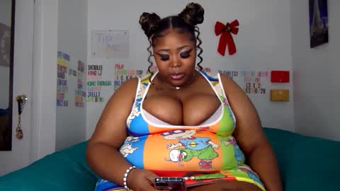 Snapshot of chocolatebunnyxx69 chatting on 28, 1, 2025 Melina online show from 28, 1, 2025