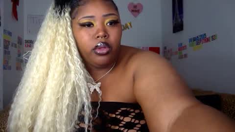 Snapshot of chocolatebunnyxx69 chatting on 19, 2, 2025 Melina online show from 19, 2, 2025