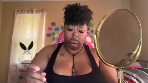 Snapshot of chocolatebunnyxx69 chatting on 14, 5, 2026 Melina online show from 14, 5, 2026