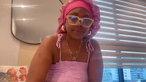 ChocolateCakeQueen online show from 12, 12, 2024