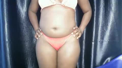 Snapshot of chocoslut22 chatting on 31, 10, 2025 chocoslut22 online show from 31, 10, 2025