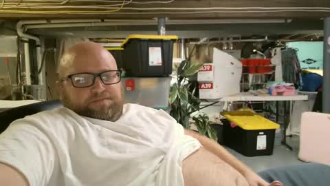 chomper12345 online show from 30, 12, 2024