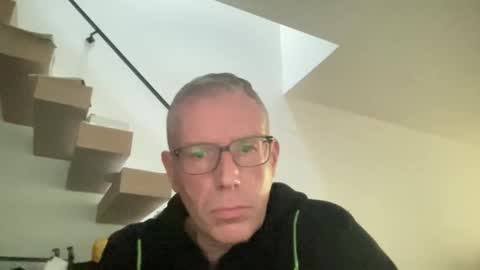 choupipat1 online show from 18, 12, 2025