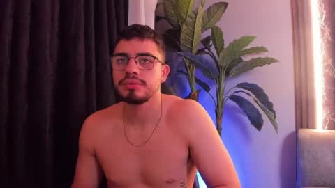 Chris online show from 23, 4, 2026