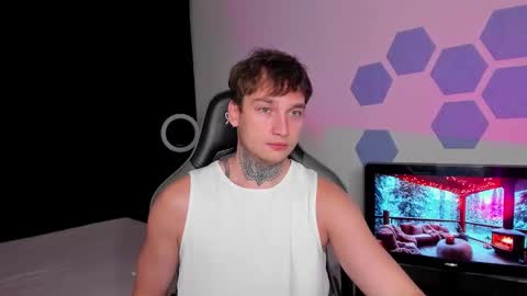 Chris Tyson online show from 5, 10, 2025