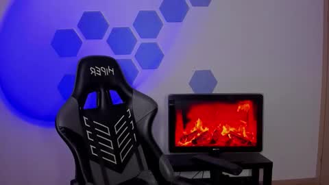 Chris Tyson online show from 5, 3, 2026