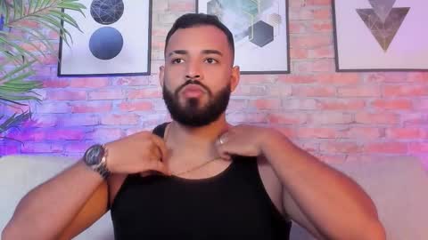 Snapshot of chris_varden chatting on 17, 12, 2025 Chris Varden online show from 17, 12, 2025