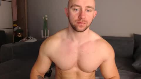 Snapshot of chrisbigbiceps chatting on 13, 1, 2025 chrisbigbiceps online show from 13, 1, 2025