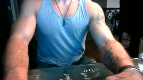 Snapshot of chrisfroom chatting on 13, 11, 2025 chrisfroom online show from 13, 11, 2025