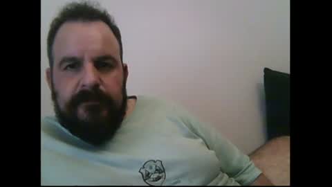 Snapshot of chrisole chatting on 24, 1, 2025 chris ole online show from 24, 1, 2025
