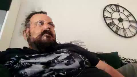 Snapshot of chrisole chatting on 1, 5, 2026 chris ole online show from 1, 5, 2026