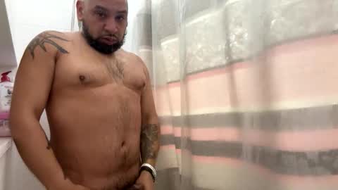 chrisr4203 online show from 9, 2, 2026