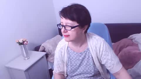 Christa online show from 14, 2, 2025