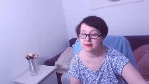 Christa online show from 16, 2, 2025