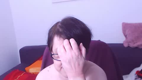 Christa online show from 17, 4, 2026