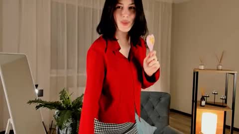 christaschrecongost online show from 4, 2, 2026