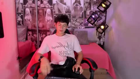 Snapshot of christian_foxx chatting on 21, 2, 2026 Christian online show from 21, 2, 2026