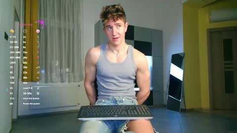 Snapshot of christianlevine_ chatting on 21, 10, 2025 UPVOTE ME ------ ILL DO SOMETHING FOR FREE online show from 21, 10, 2025