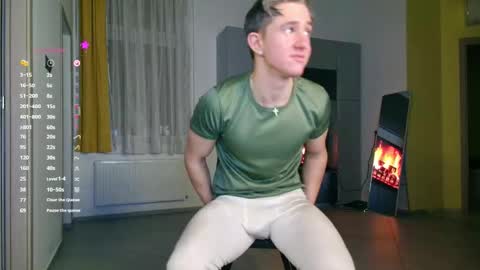 Snapshot of christianlevine_ chatting on 26, 10, 2025 UPVOTE ME ------ ILL DO SOMETHING FOR FREE online show from 26, 10, 2025