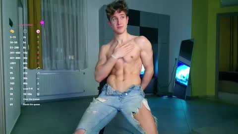 Snapshot of christianlevine_ chatting on 30, 10, 2025 UPVOTE ME ------ ILL DO SOMETHING FOR FREE online show from 30, 10, 2025