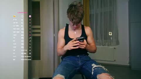 Snapshot of christianlevine_ chatting on 19, 11, 2025 UPVOTE ME ------ ILL DO SOMETHING FOR FREE online show from 19, 11, 2025