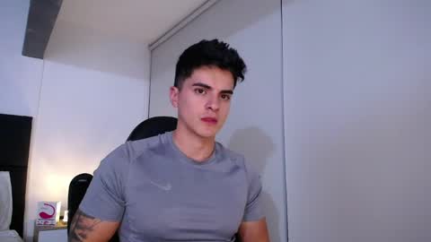 Snapshot of christianvalenzia chatting on 14, 2, 2025 Christian online show from 14, 2, 2025