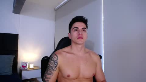 Snapshot of christianvalenzia chatting on 10, 9, 2025 Christian online show from 10, 9, 2025