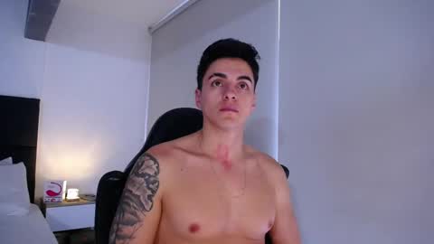 Snapshot of christianvalenzia chatting on 16, 12, 2025 Christian online show from 16, 12, 2025