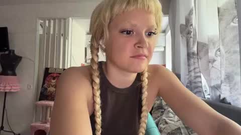 Snapshot of christiechorney chatting on 26, 7, 2026 christiechorney online show from 26, 7, 2026