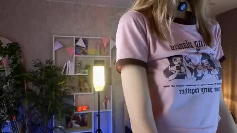 Snapshot of christina_hammond chatting on 8, 5, 2026 Ann online show from 8, 5, 2026