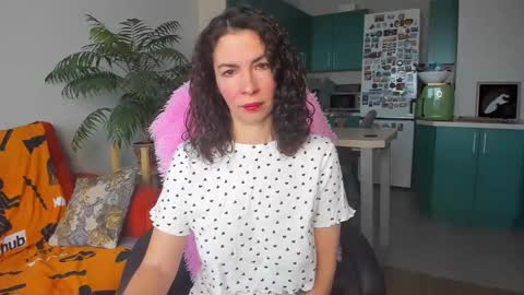 Snapshot of christina_hot chatting on 12, 3, 2025 Chris online show from 12, 3, 2025