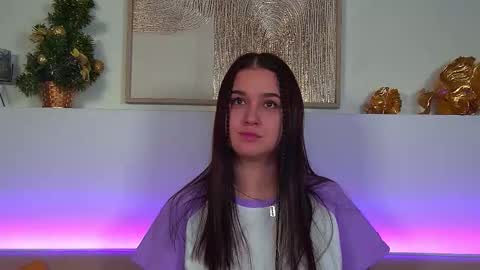 Christina online show from 2, 12, 2025