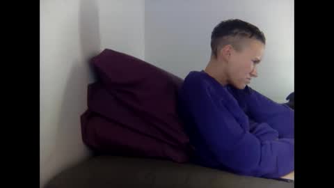 Christina Saunters online show from 2, 3, 2025