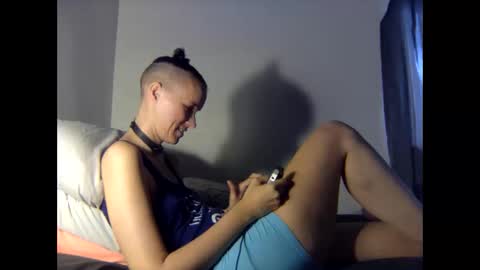 Christina Saunters online show from 13, 10, 2025