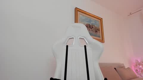 Snapshot of christine0990__ chatting on 21, 2, 2025 Hi im Christine online show from 21, 2, 2025