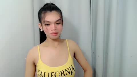 Snapshot of christine_slutt chatting on 28, 10, 2025 STEFFY online show from 28, 10, 2025