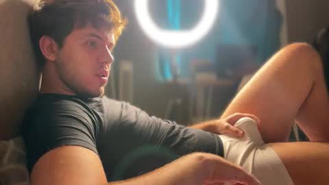 Snapshot of christophertan chatting on 31, 10, 2025 Christopher online show from 31, 10, 2025