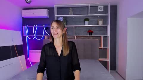 ChristyBrooks online show from 10, 10, 2025