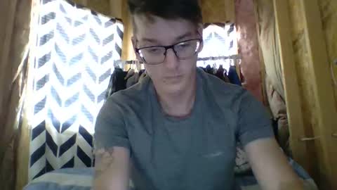 chrisvibess online show from 17, 5, 2026