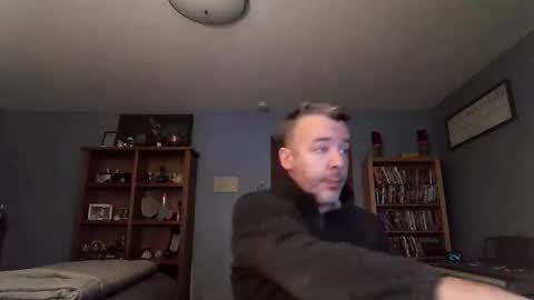 Snapshot of chrisw8121 chatting on 26, 11, 2025 chrisw8121 online show from 26, 11, 2025