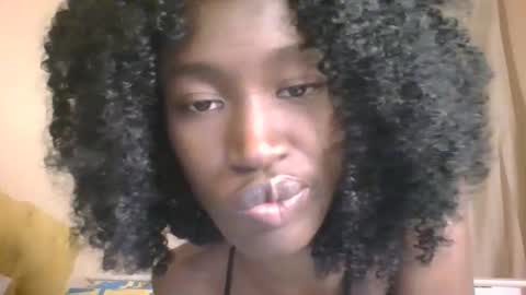 chroe22 online show from 16, 4, 2026