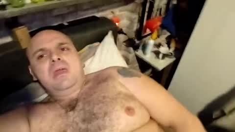 chubbyman40 online show from 17, 1, 2026