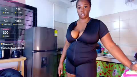 Snapshot of ciaraebonyxxx chatting on 14, 2, 2025 ciaraebonyxxx online show from 14, 2, 2025