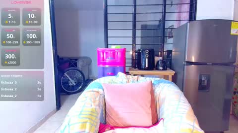 Snapshot of ciaraebonyxxx chatting on 15, 2, 2025 ciaraebonyxxx online show from 15, 2, 2025