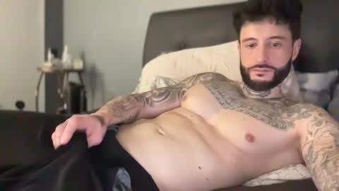 Snapshot of cicigetthe85 chatting on 3, 2, 2026 cicigetthe85 online show from 3, 2, 2026