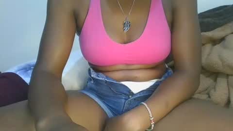 cilia petite online show from 19, 12, 2025