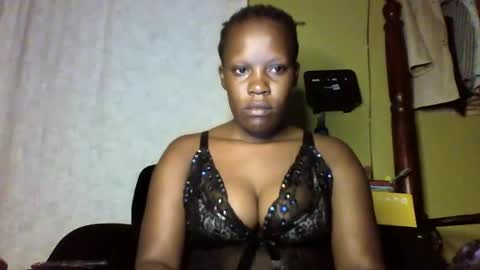 Snapshot of cinddy_14 chatting on 22, 1, 2025 cinddy 14 online show from 22, 1, 2025