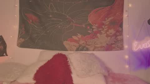 Snapshot of cinderella_lewis chatting on 25, 2, 2026 Sofi Eva and Mey online show from 25, 2, 2026